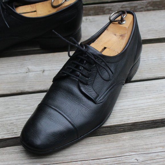 Ferragamo Black Sheepskin Derby, Made in Italy - Picture 4 of 15